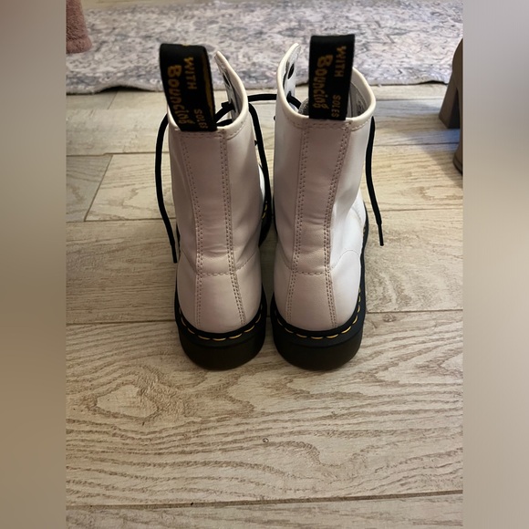 Doc Martens - Picture 2 of 5